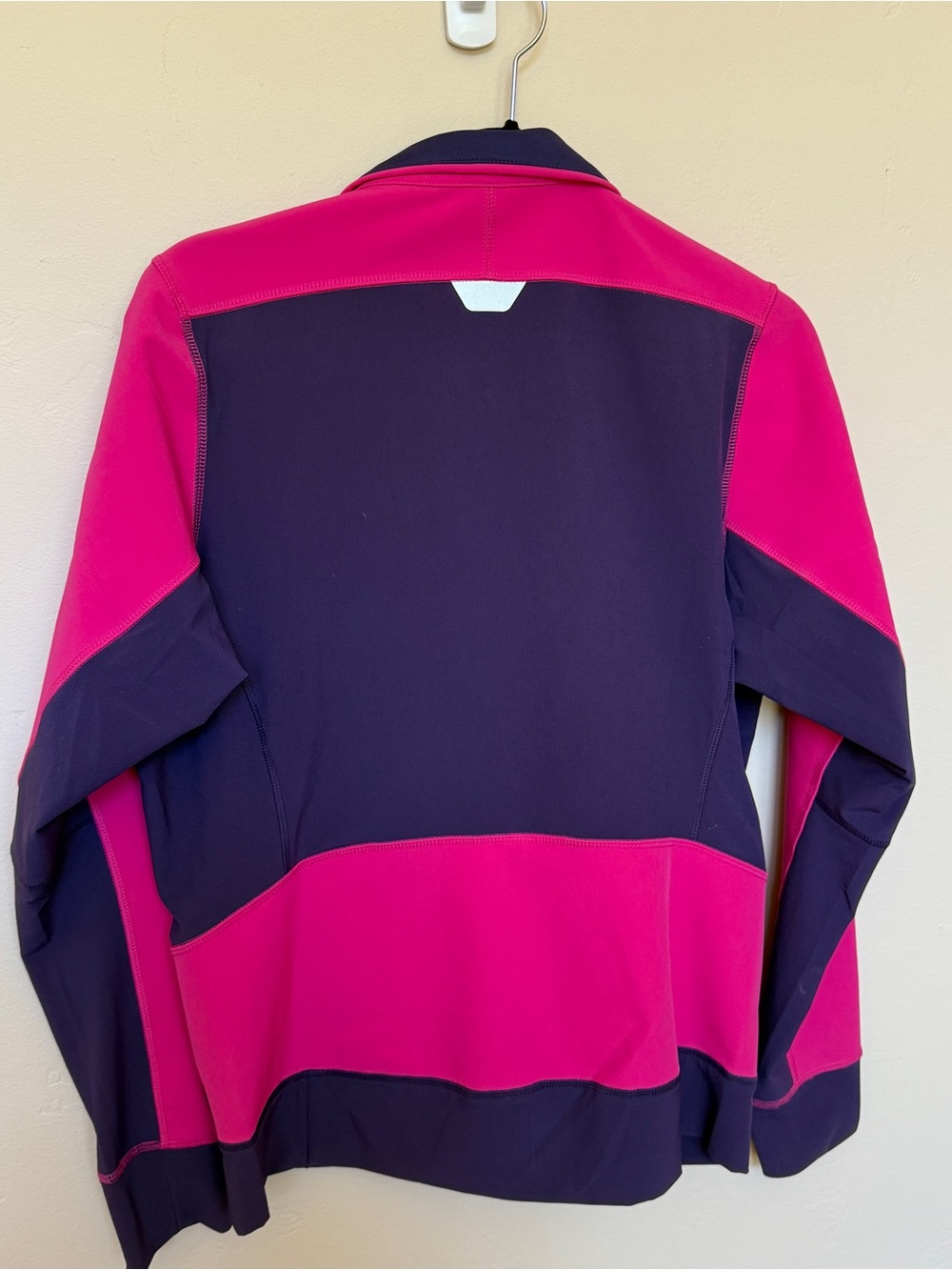 PATAGONIA INTRAVERSE HYBRID SOFT SHELL JACKET WOMENS M SKI ATHLETIC ZIP POCKETS - Picture 6 of 11